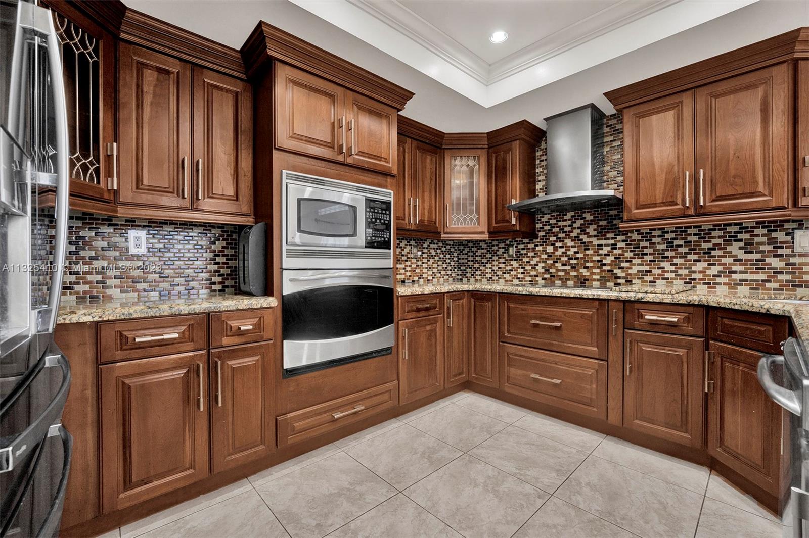See details / 2369 sq. ft. $ 2023-01-10 0 Photo