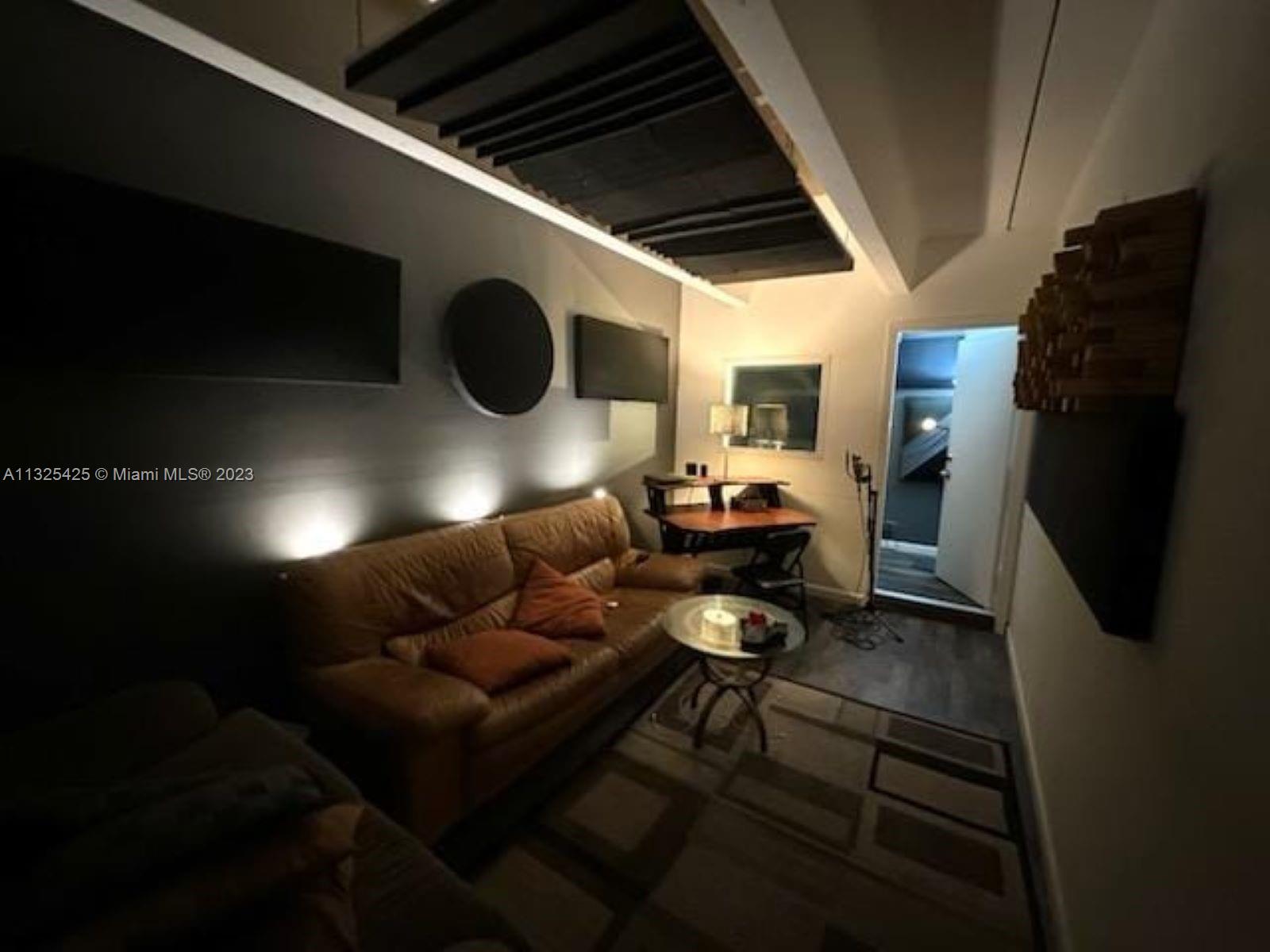 See details 7 / sq. ft. $ 2023-01-10 0 Photo