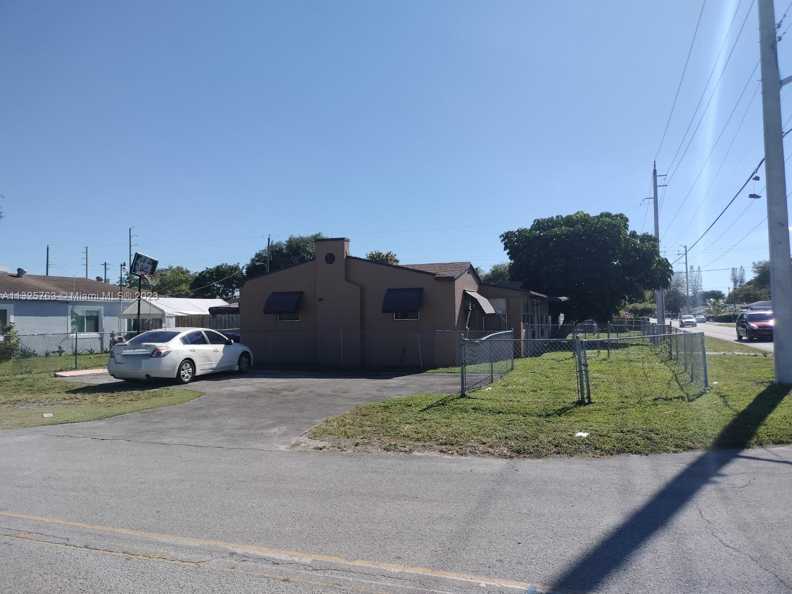 See details / 1668 sq. ft. $ 2023-01-11 0 Photo