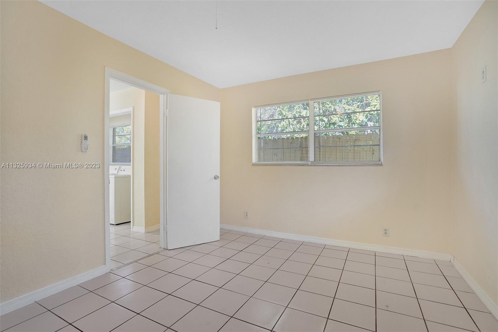 See details / sq. ft. $ 2023-01-11 0 Photo