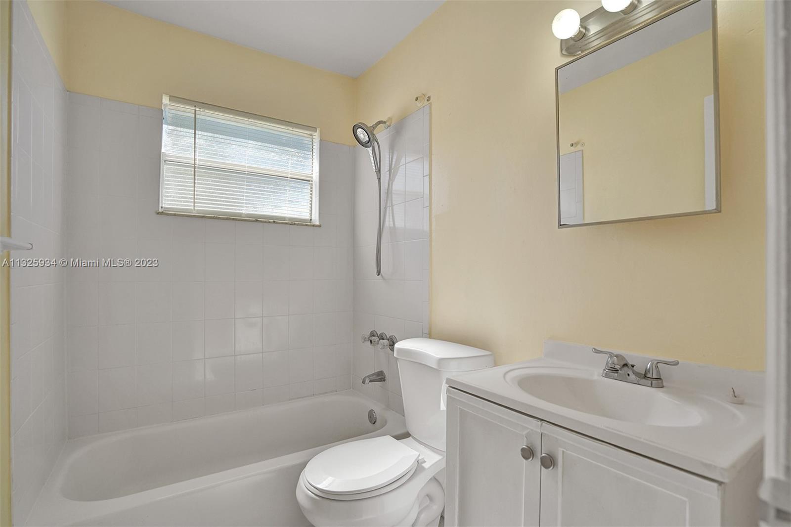 See details / sq. ft. $ 2023-01-11 0 Photo