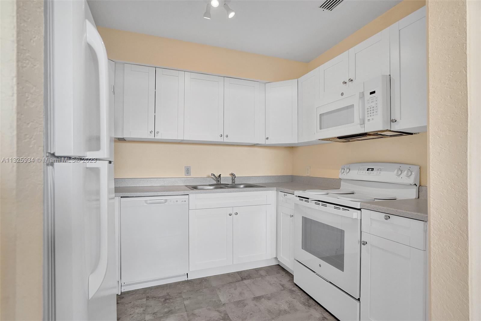 See details / sq. ft. $ 2023-01-11 0 Photo