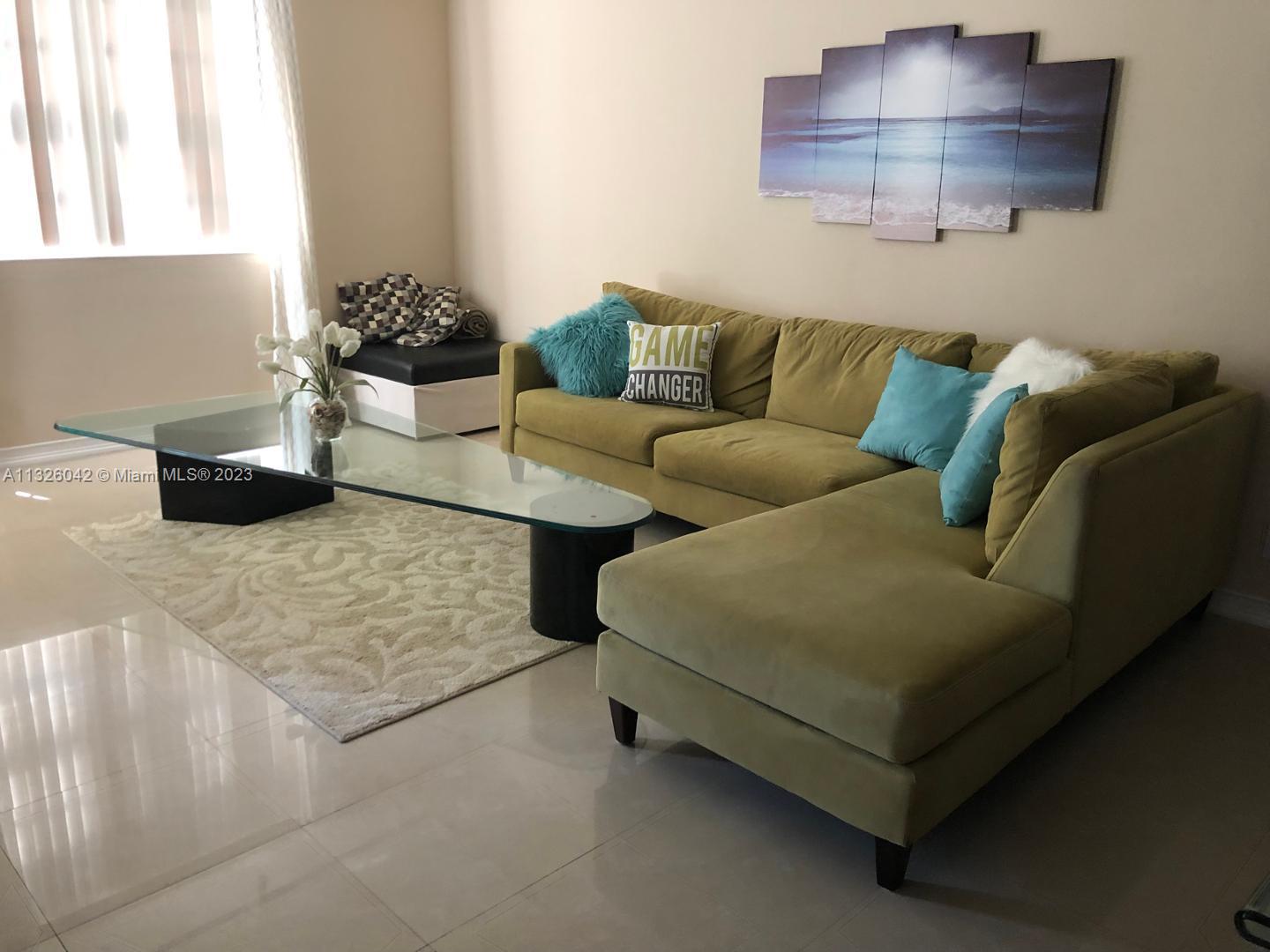 Photo of 3001 Ocean #327, Hollywood, Florida, 33019 -