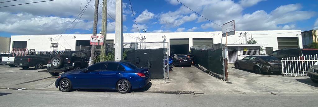 See details / sq. ft. $ 2023-01-12 0 Photo