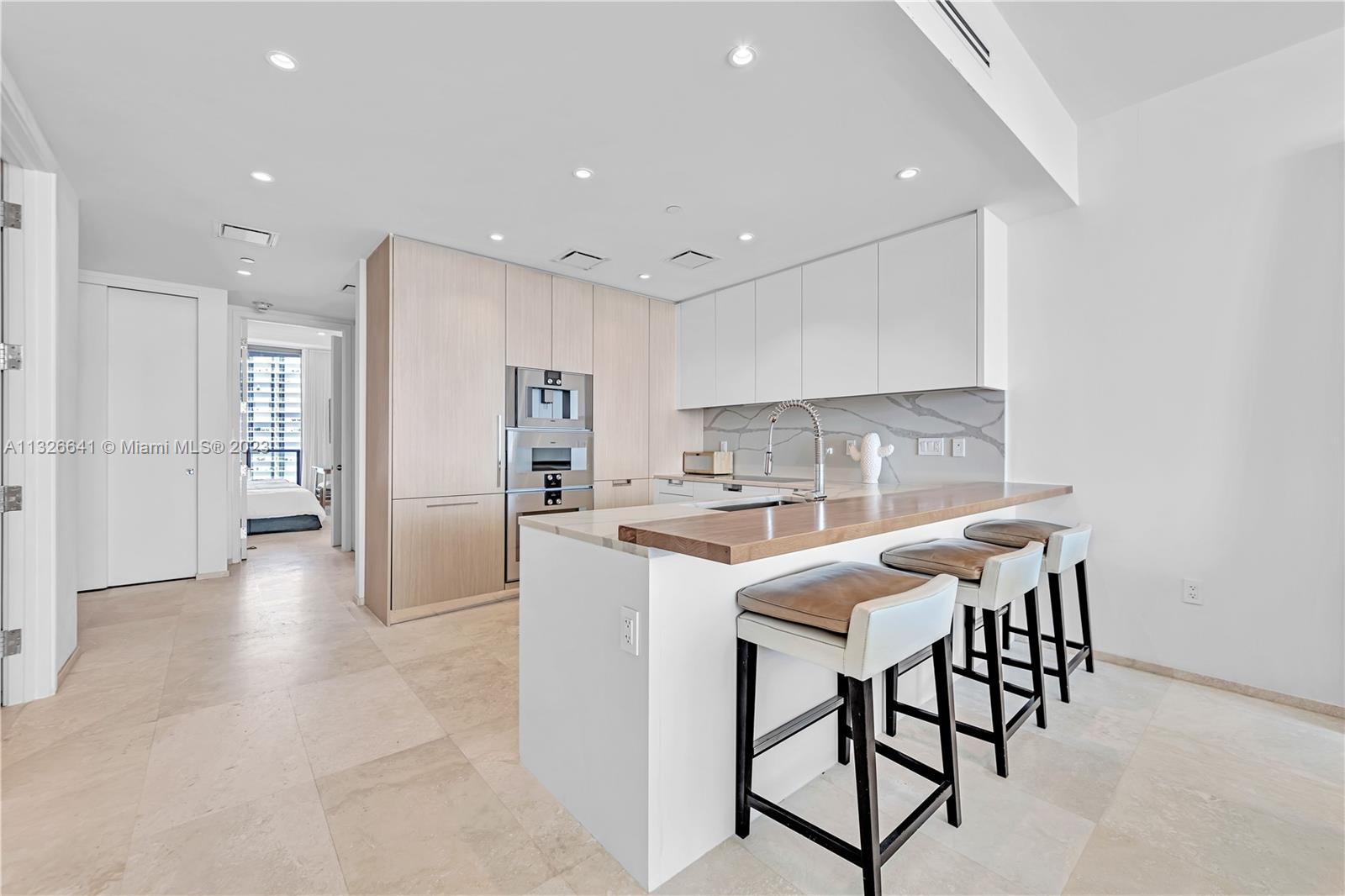 See details 703 2 / 3 1447 sq. ft. $ 2023-01-12 0 Photo