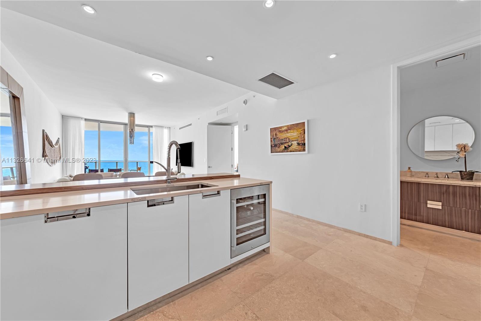 See details 703 2 / 3 1447 sq. ft. $ 2023-01-12 0 Photo