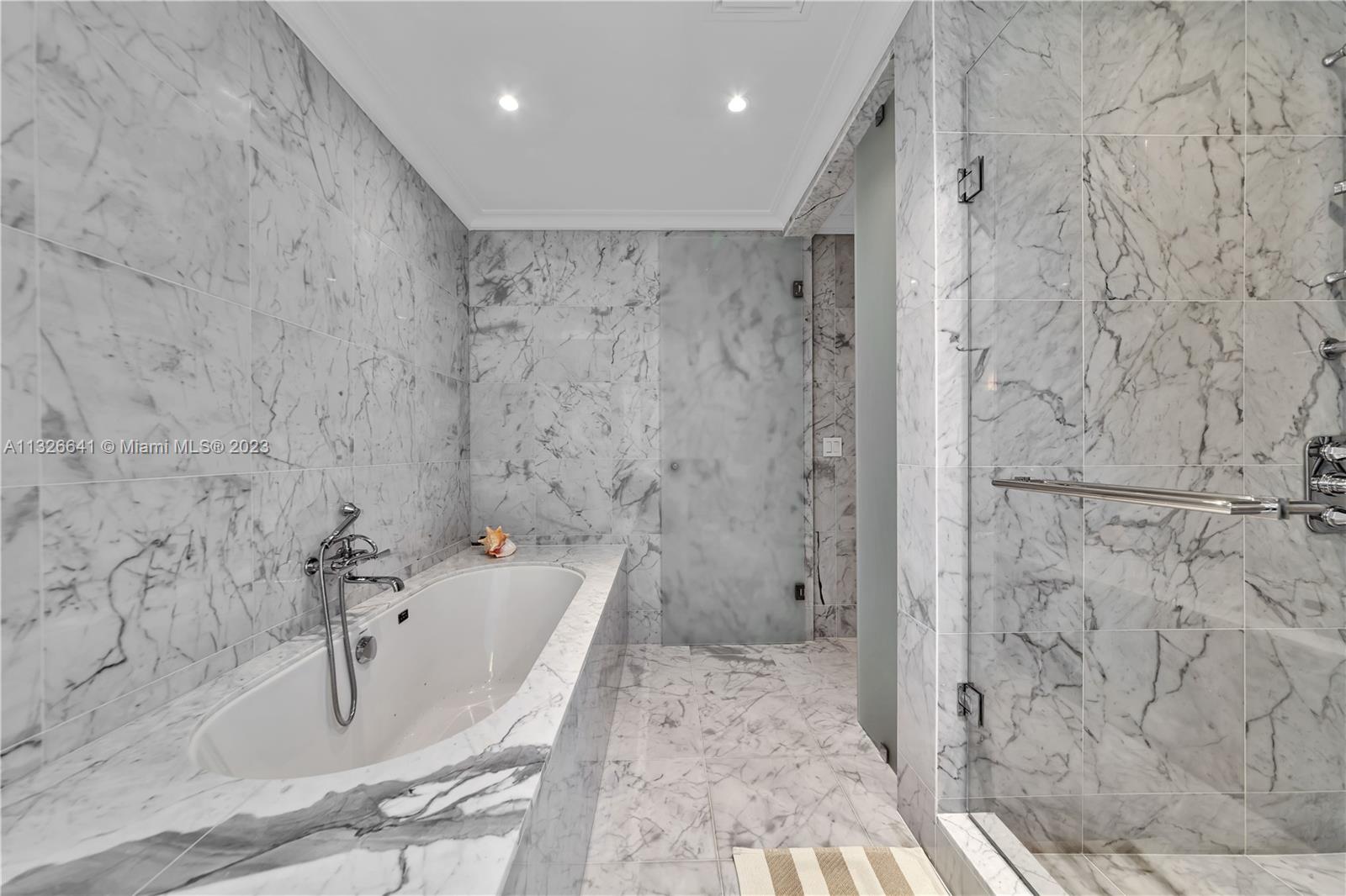 See details 703 2 / 3 1447 sq. ft. $ 2023-01-12 0 Photo