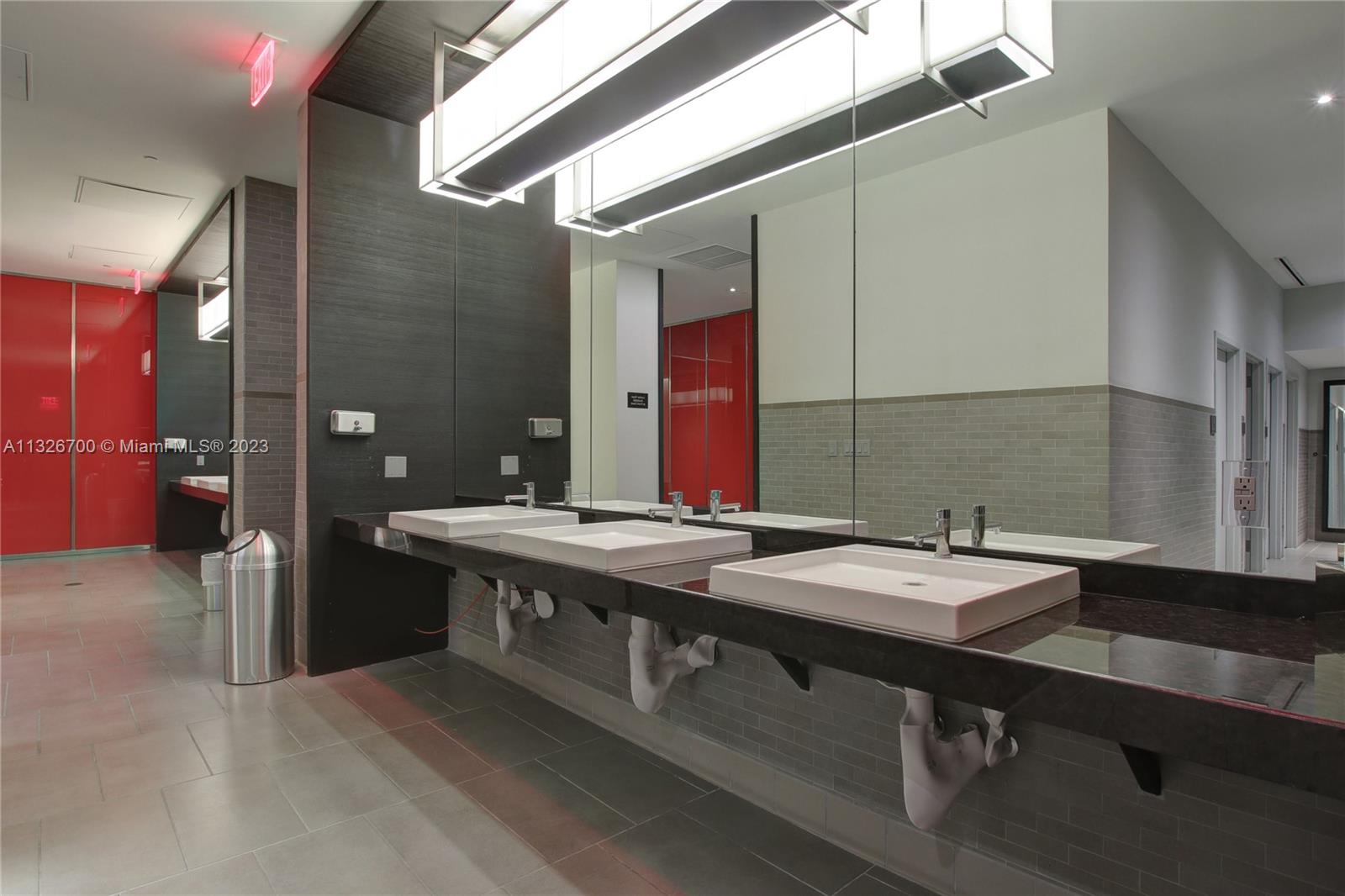 See details LP4204 3 / 4 2078 sq. ft. $ 2023-01-12 0 Photo
