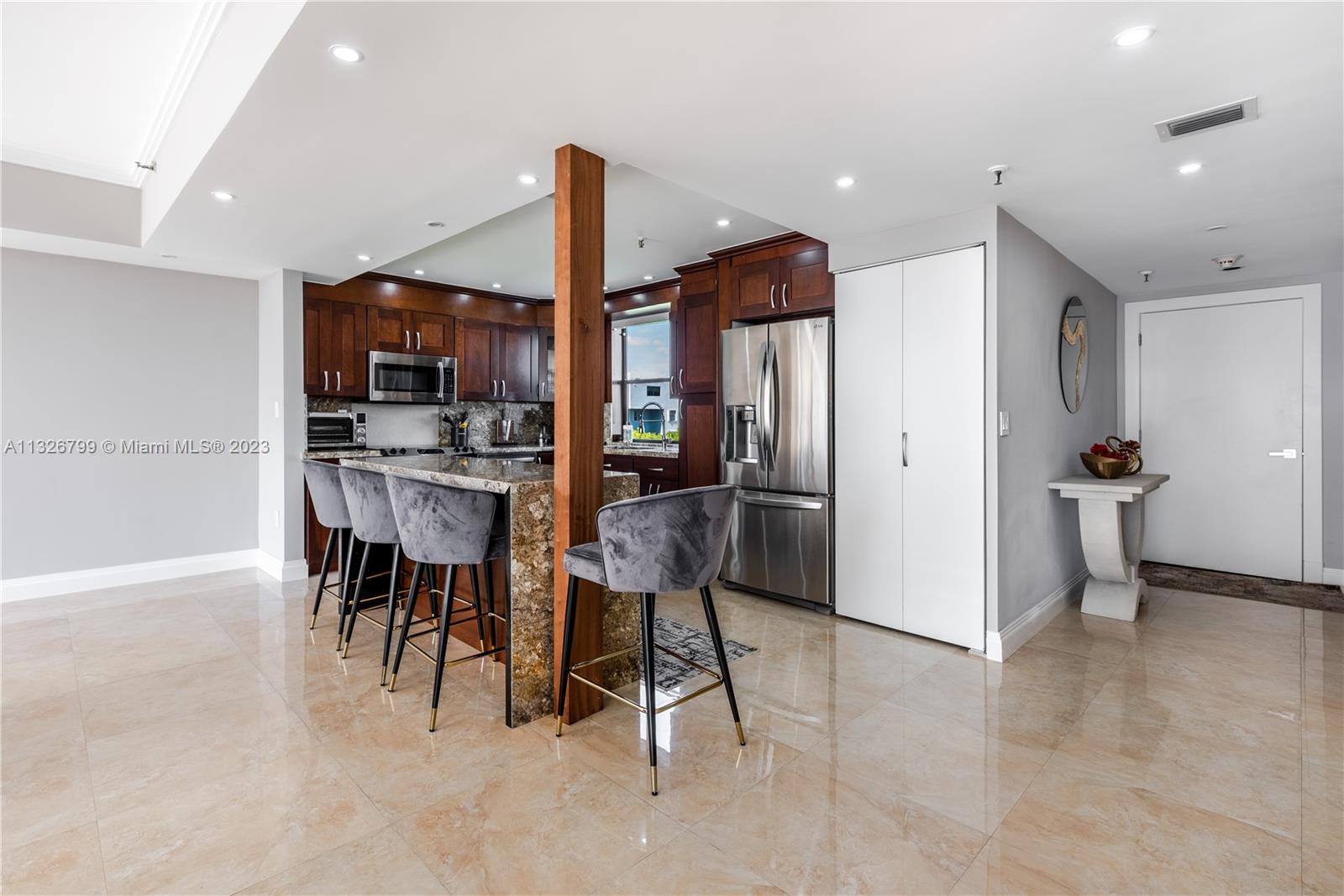 Photo of 408 Poinciana Dr (408), Sunny Isles Beach, Florida, 33160 -
