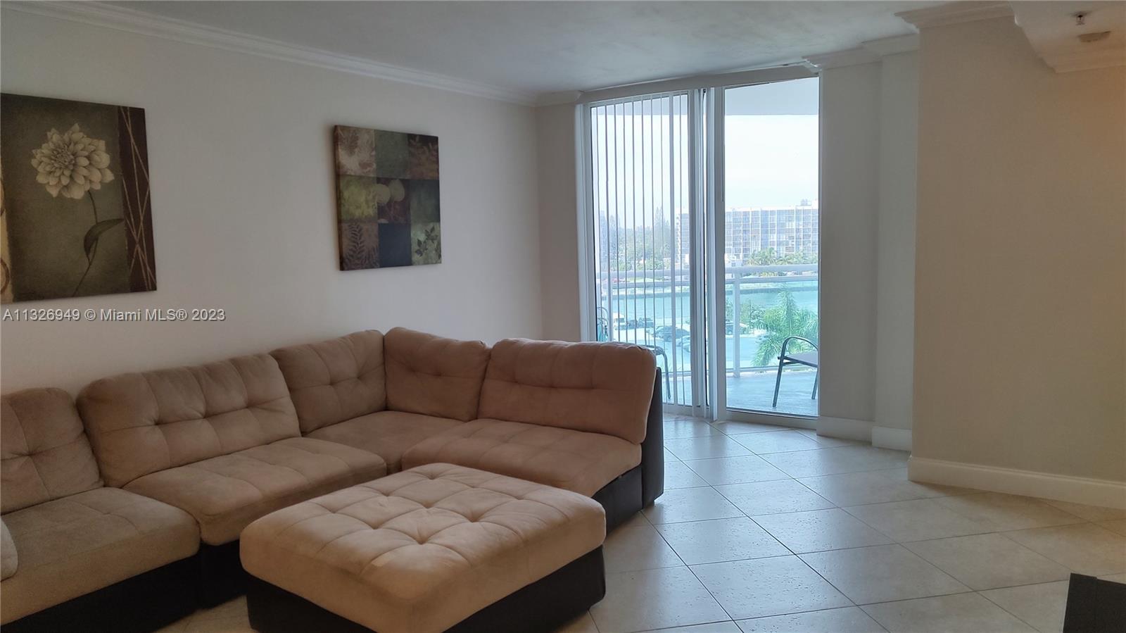 Photo of 3001 Ocean Dr #735, Hollywood, Florida, 33019 -