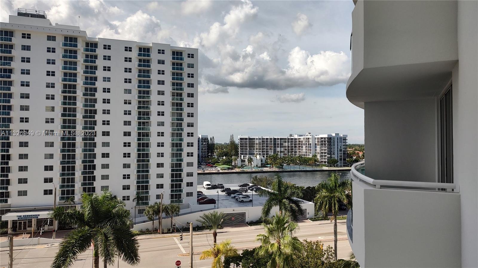 Photo of 3001 Ocean Dr #735, Hollywood, Florida, 33019 -