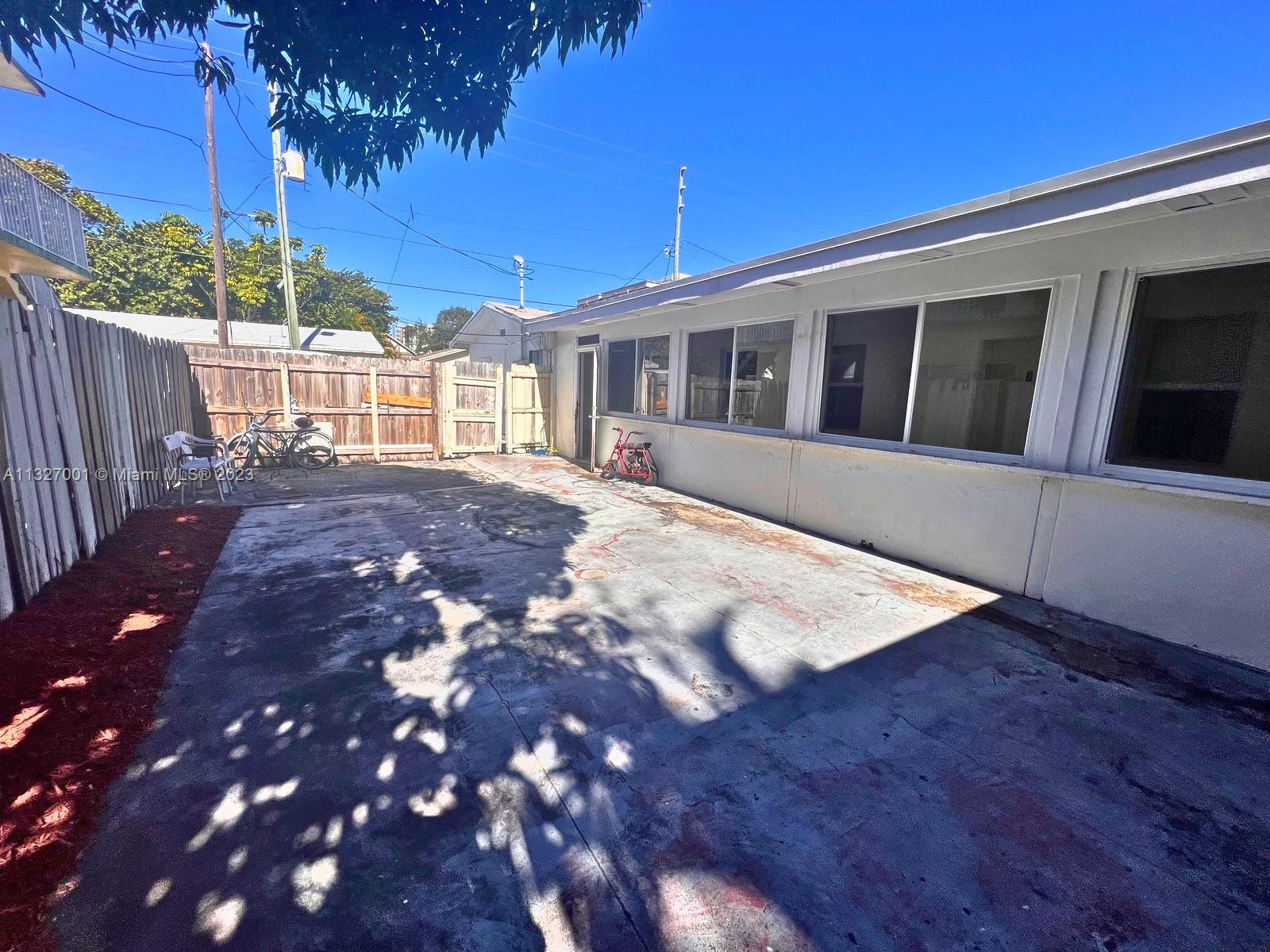 See details / sq. ft. $ 2023-01-13 0 Photo