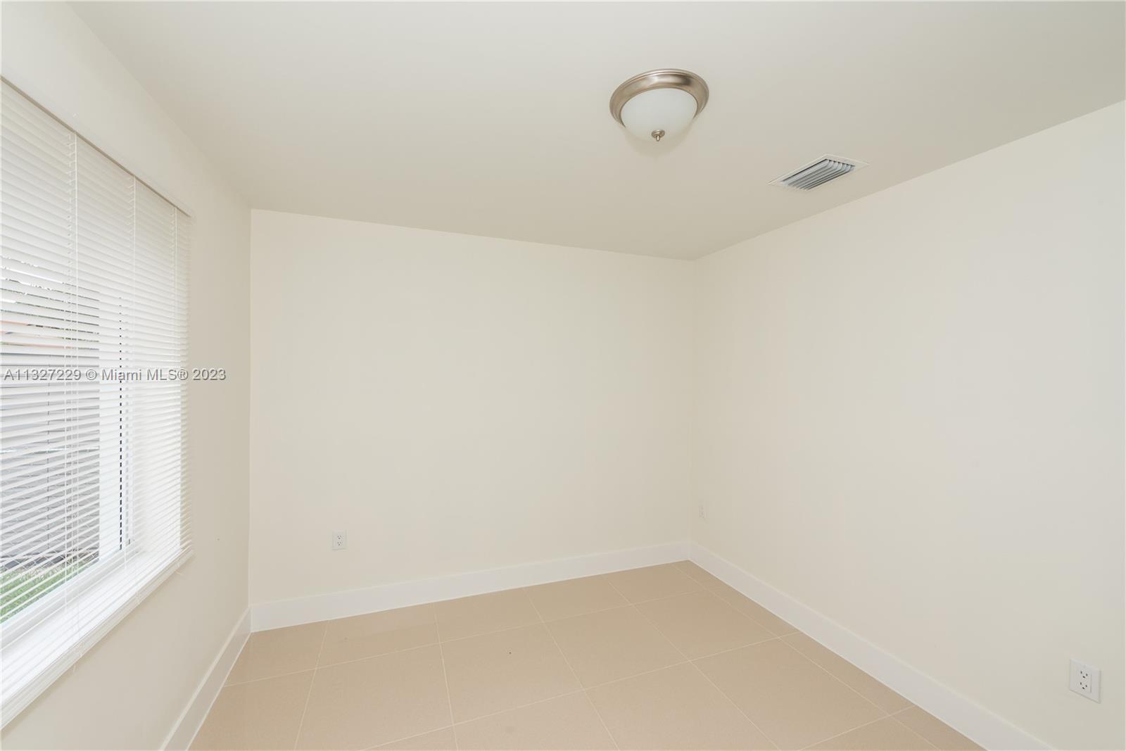 See details / 0 sq. ft. $ 2023-01-13 0 Photo