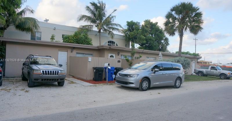 See details / 1756 sq. ft. $ 2023-01-14 0 Photo