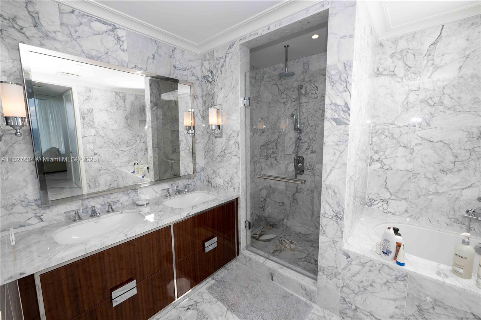 Ver detalles 1404 2 / 3 1571 sq. ft. $ 2023-01-16 0 foto