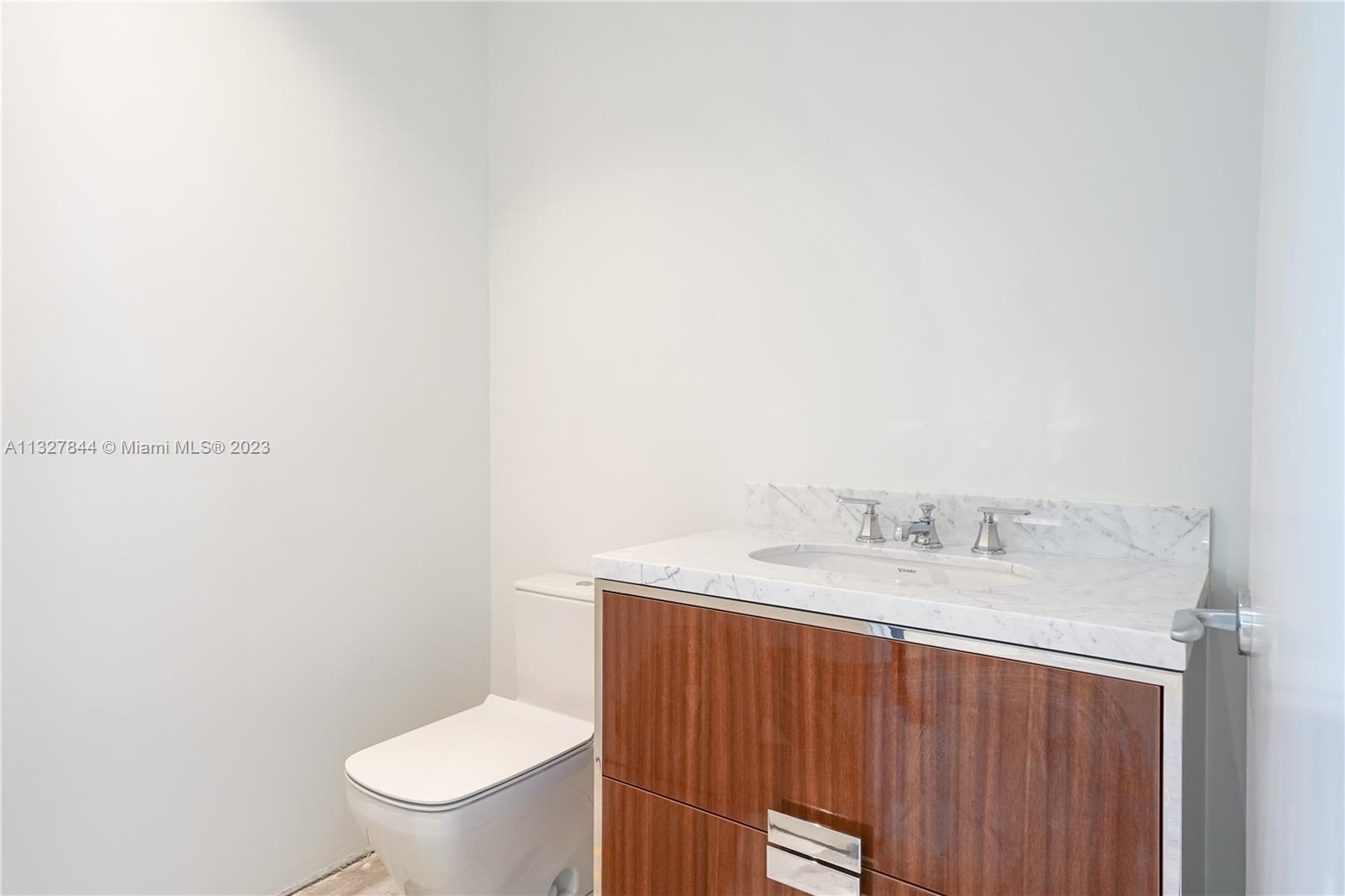 Ver detalles 3803 2 / 3 1447 sq. ft. $ 2023-01-16 0 foto