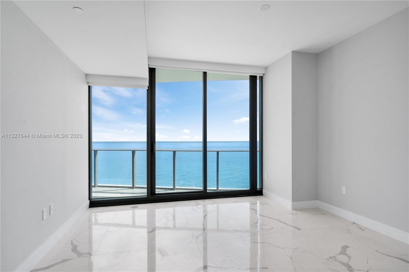 Ver detalles 3803 2 / 3 1447 sq. ft. $ 2023-01-16 0 foto