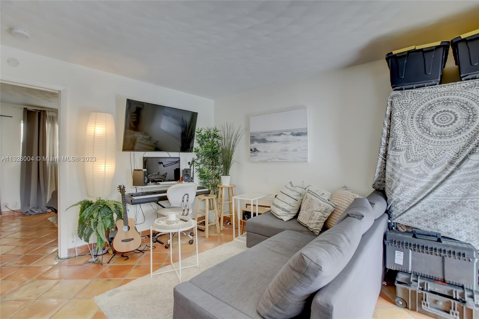 See details / 2911 sq. ft. $ 2023-01-16 0 Photo