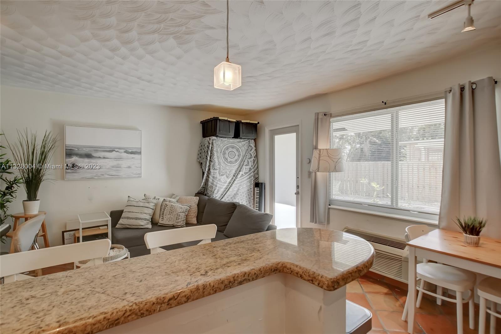 See details / 2911 sq. ft. $ 2023-01-16 0 Photo