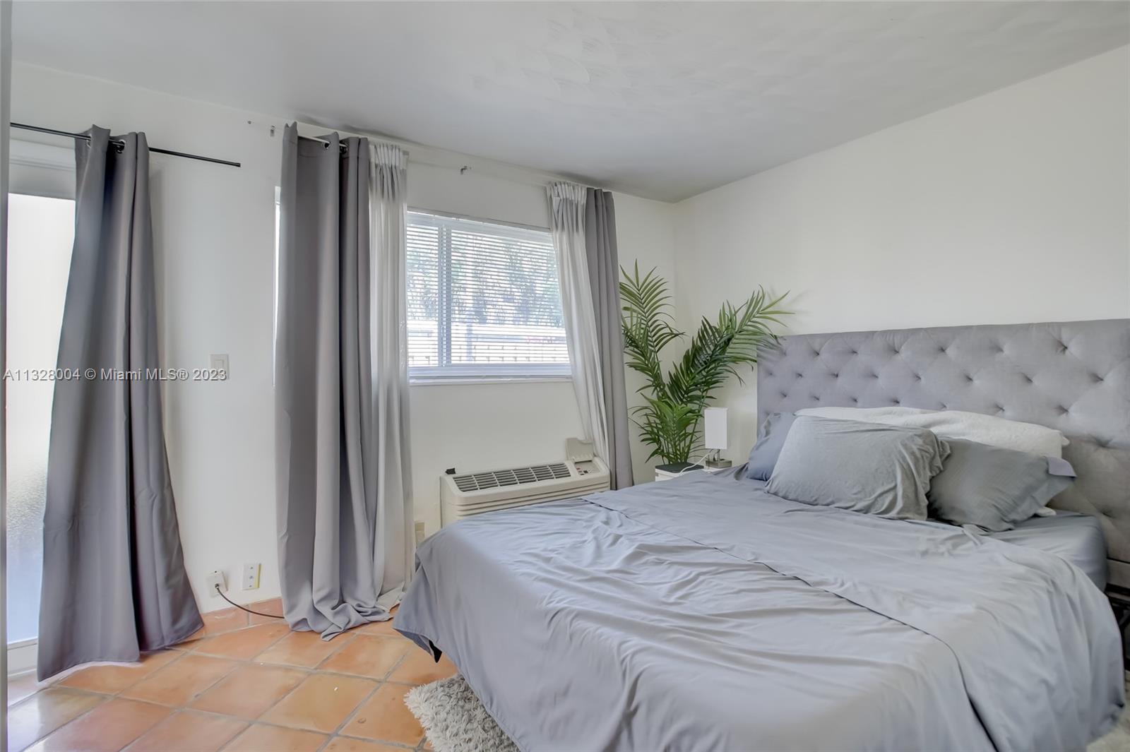 See details / 2911 sq. ft. $ 2023-01-16 0 Photo