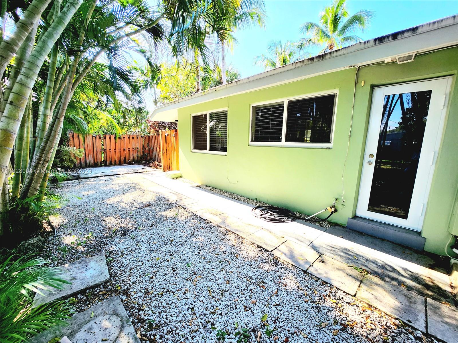 See details / 2911 sq. ft. $ 2023-01-16 0 Photo