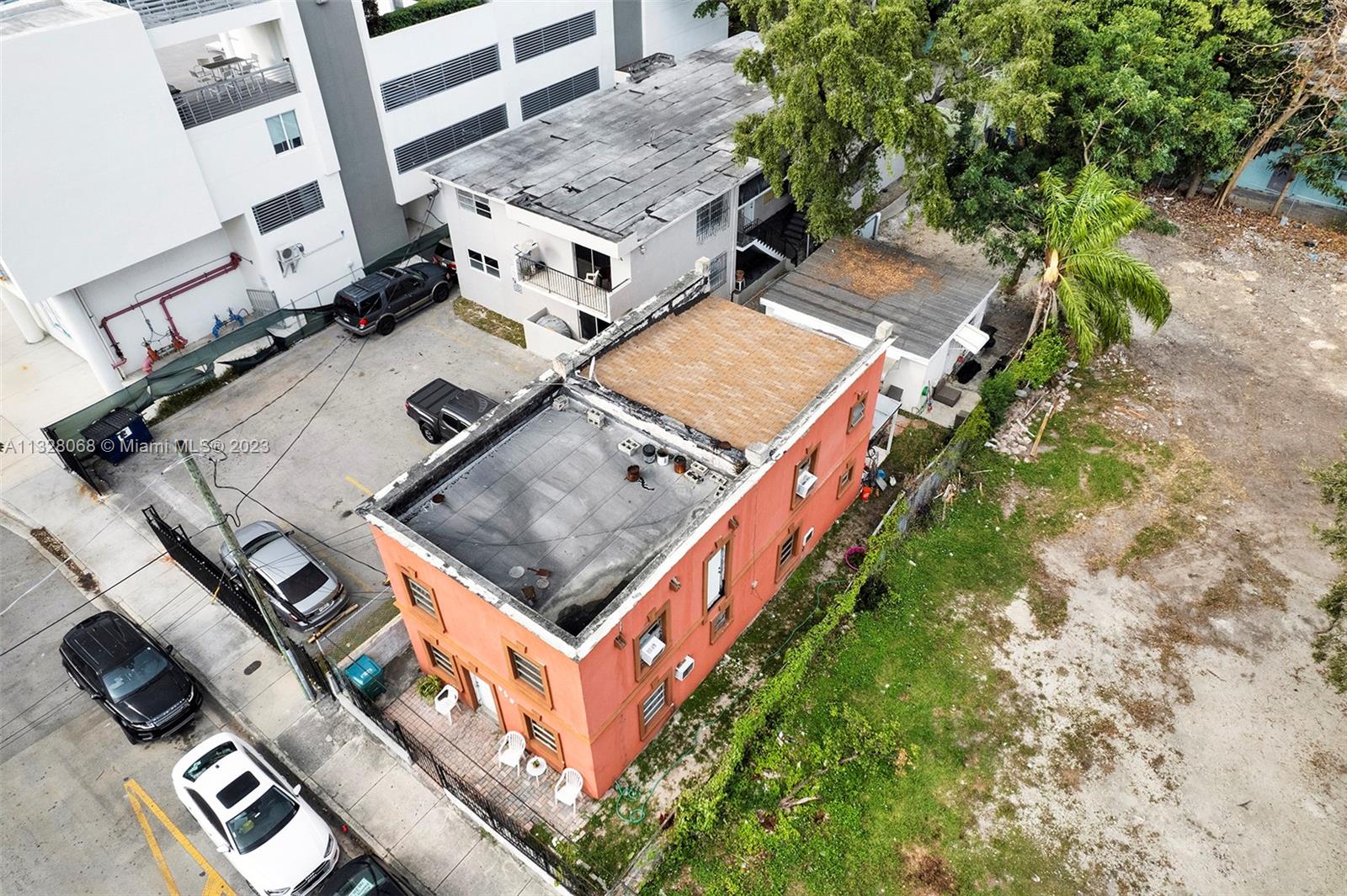 See details / 2163 sq. ft. $ 2023-01-16 0 Photo