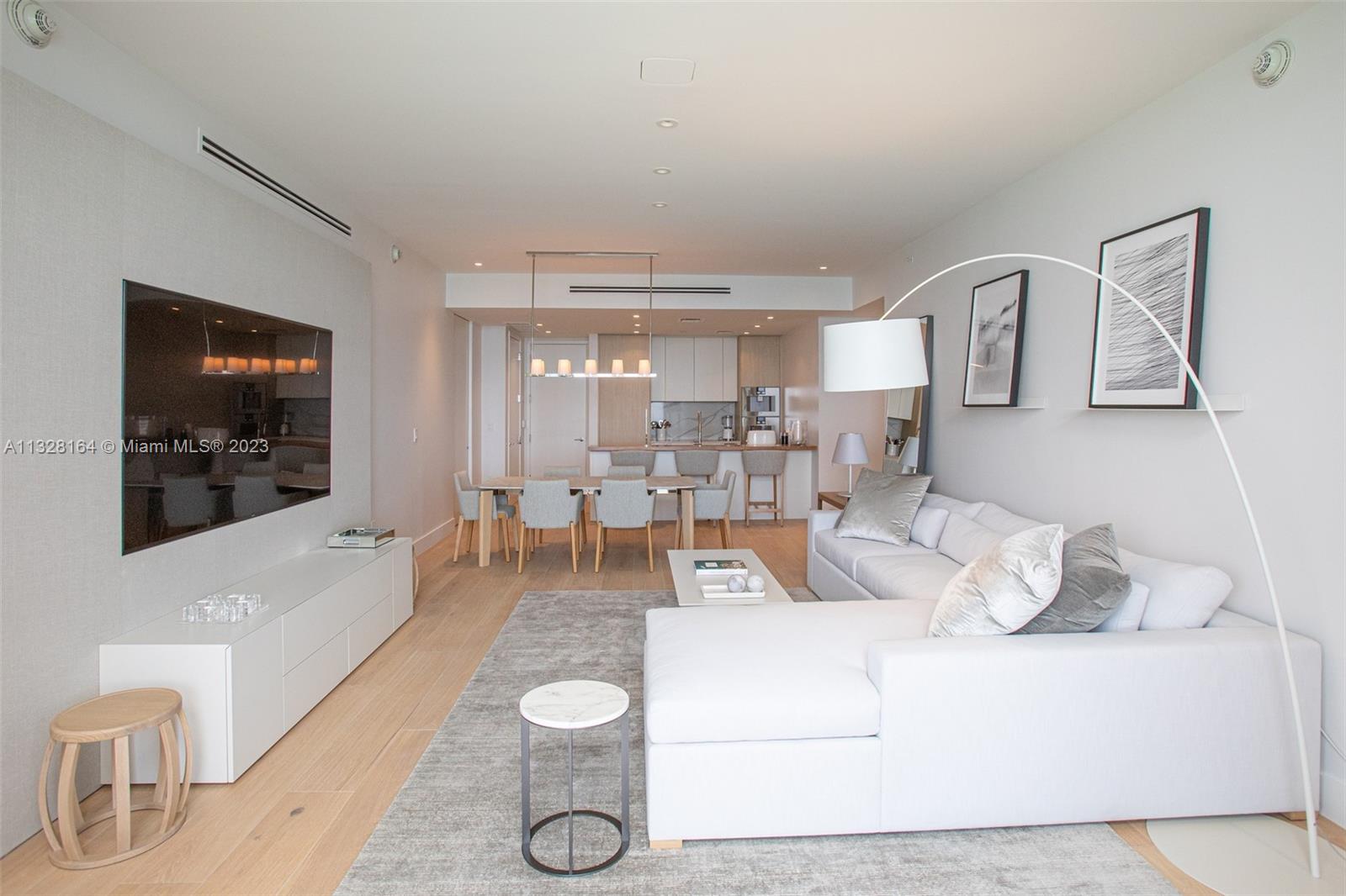 See details 2604 2 / 3 1571 sq. ft. $ 2023-01-16 0 Photo
