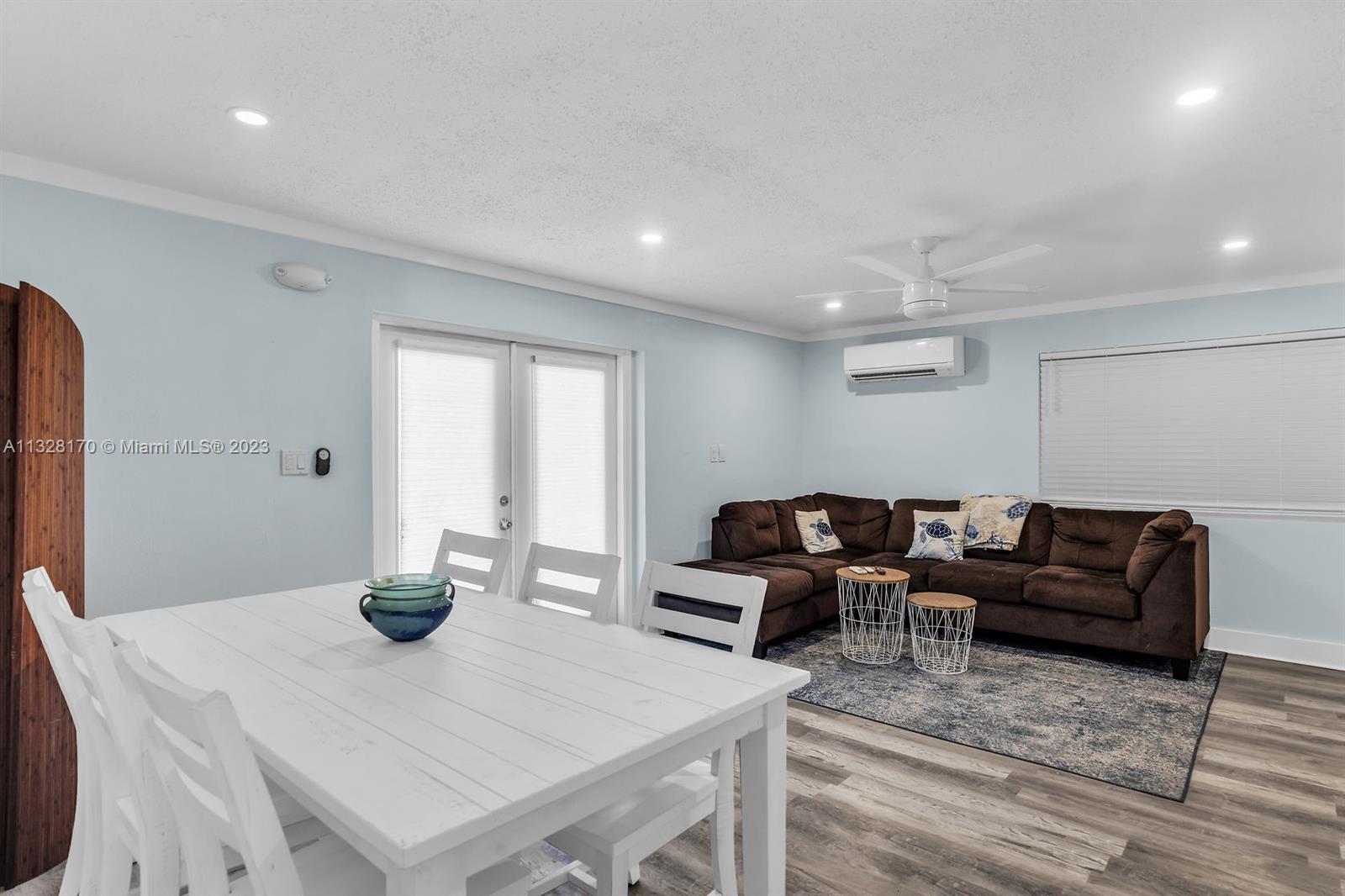 See details / 3008 sq. ft. $ 2023-01-16 0 Photo
