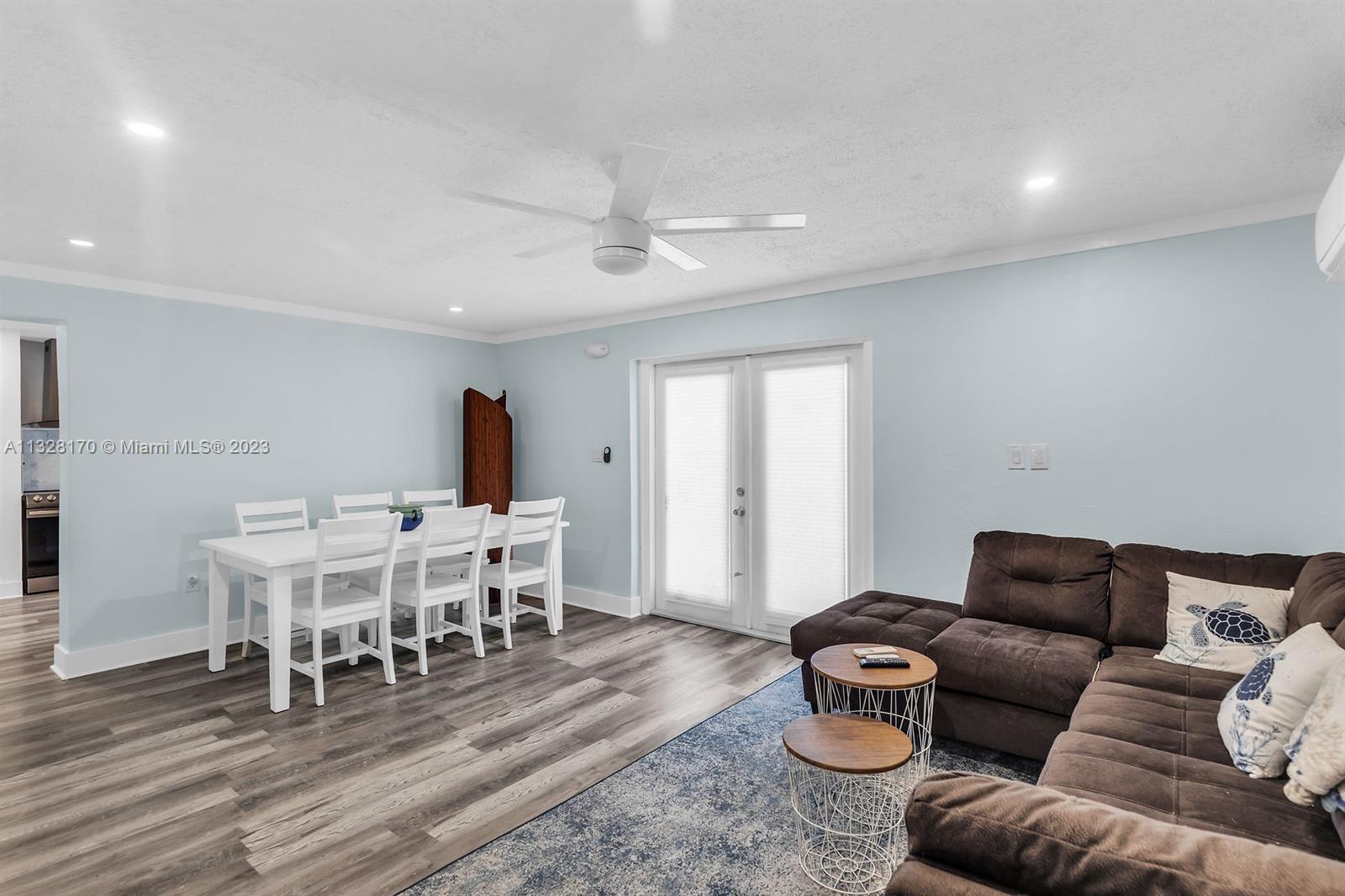 See details / 3008 sq. ft. $ 2023-01-16 0 Photo