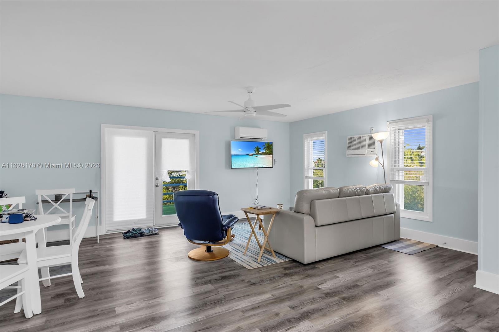 See details / 3008 sq. ft. $ 2023-01-16 0 Photo