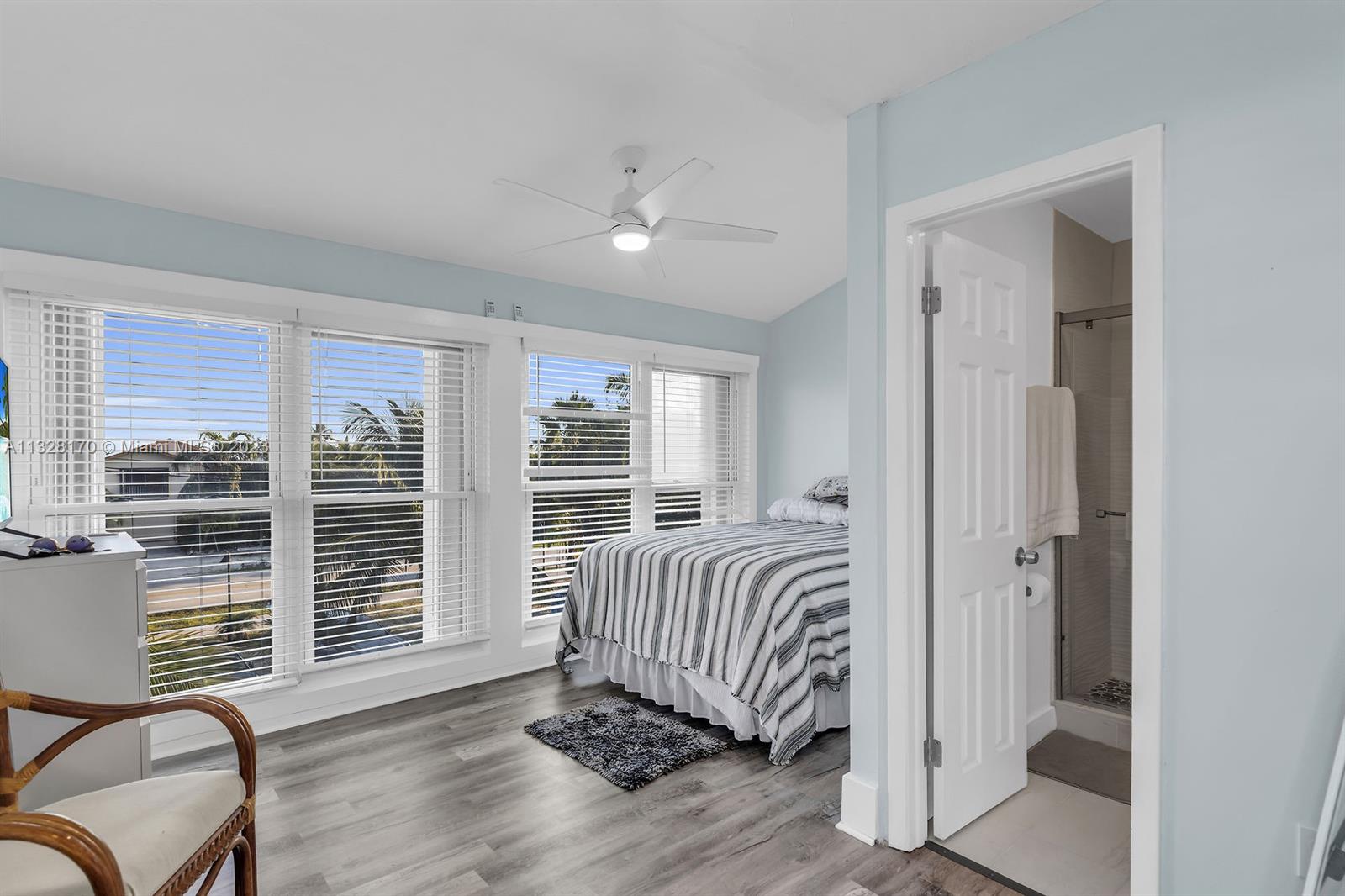 See details / 3008 sq. ft. $ 2023-01-16 0 Photo