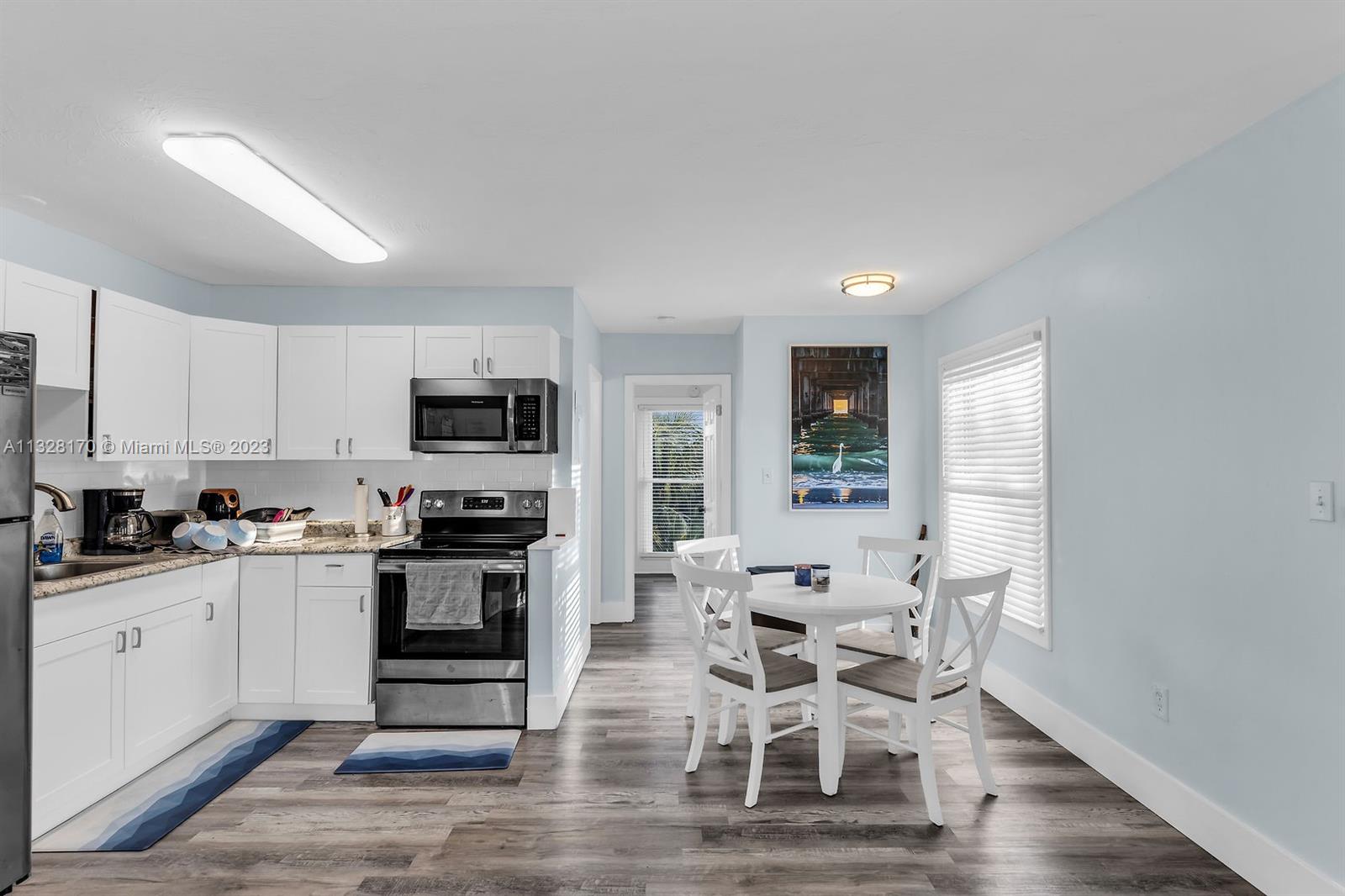 See details / 3008 sq. ft. $ 2023-01-16 0 Photo