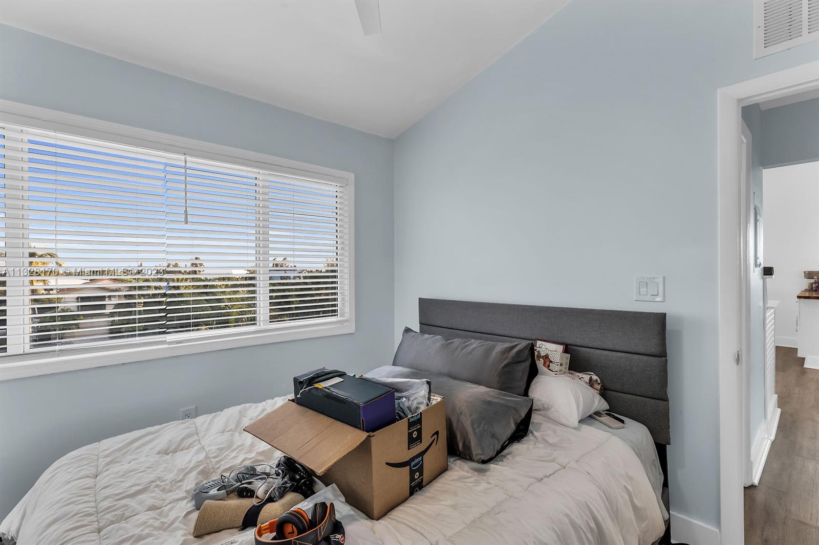 See details / 3008 sq. ft. $ 2023-01-16 0 Photo