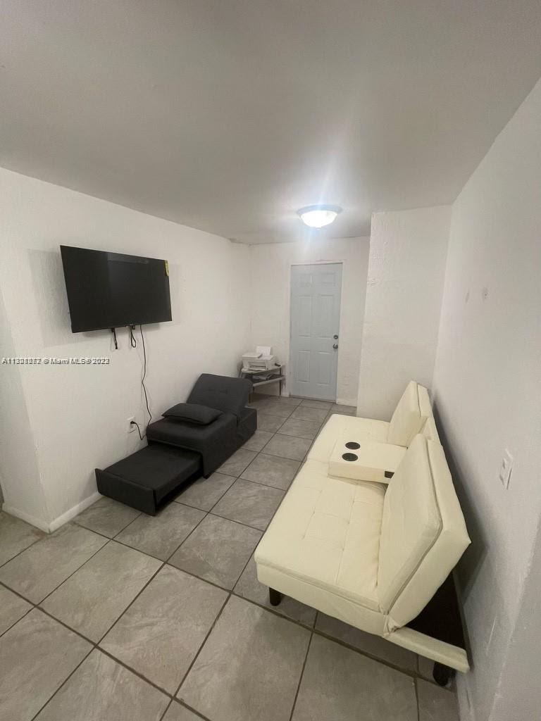 See details / 2780 sq. ft. $ 2023-01-16 0 Photo