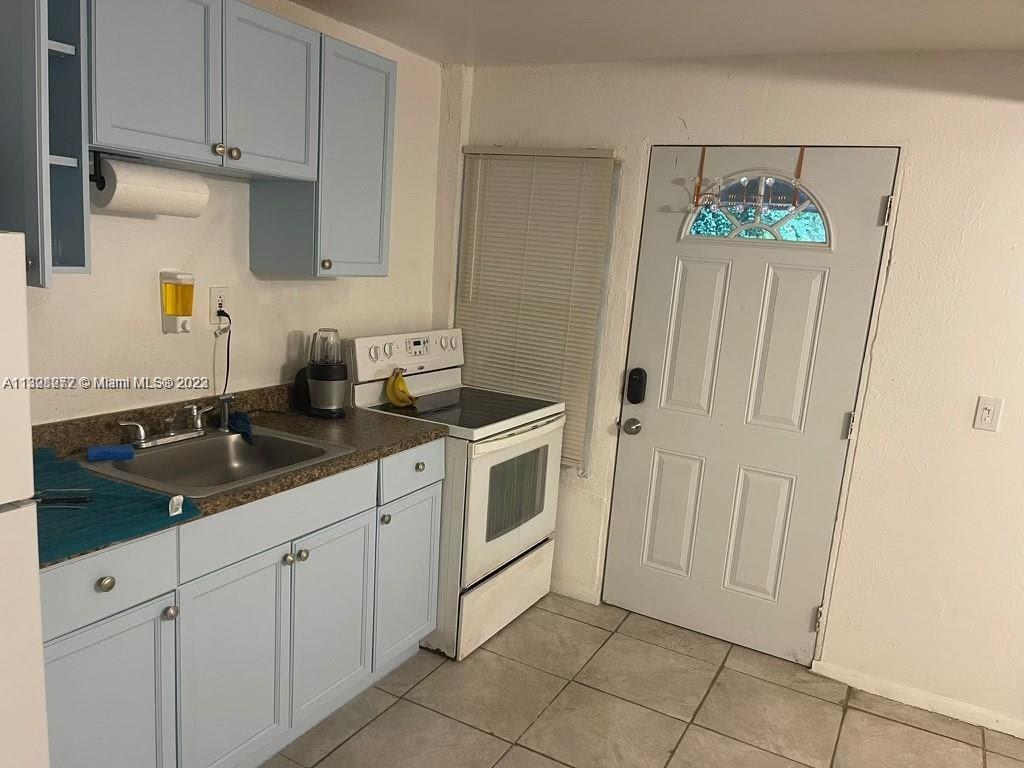 See details / 2780 sq. ft. $ 2023-01-16 0 Photo