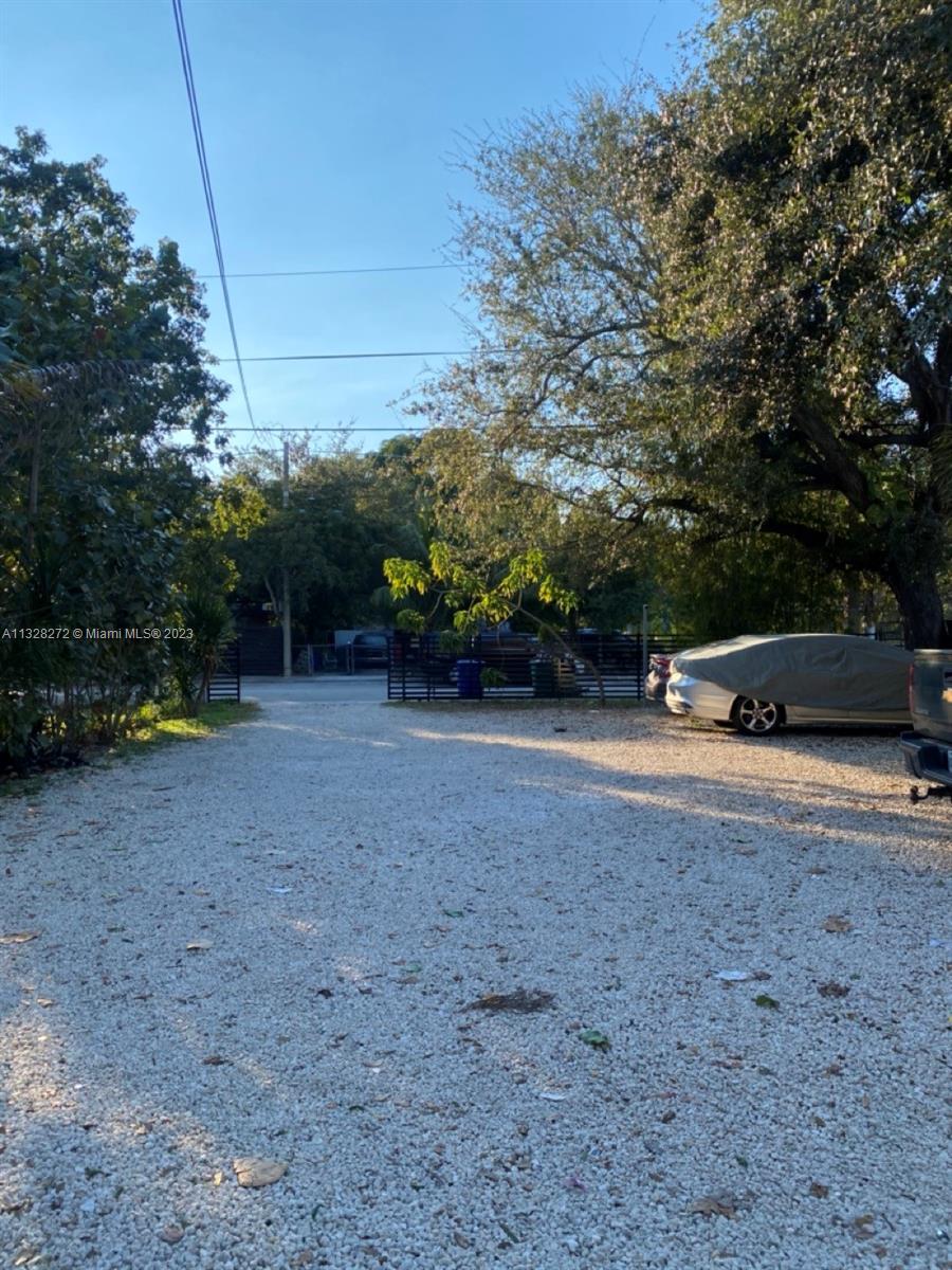See details / 2780 sq. ft. $ 2023-01-16 0 Photo