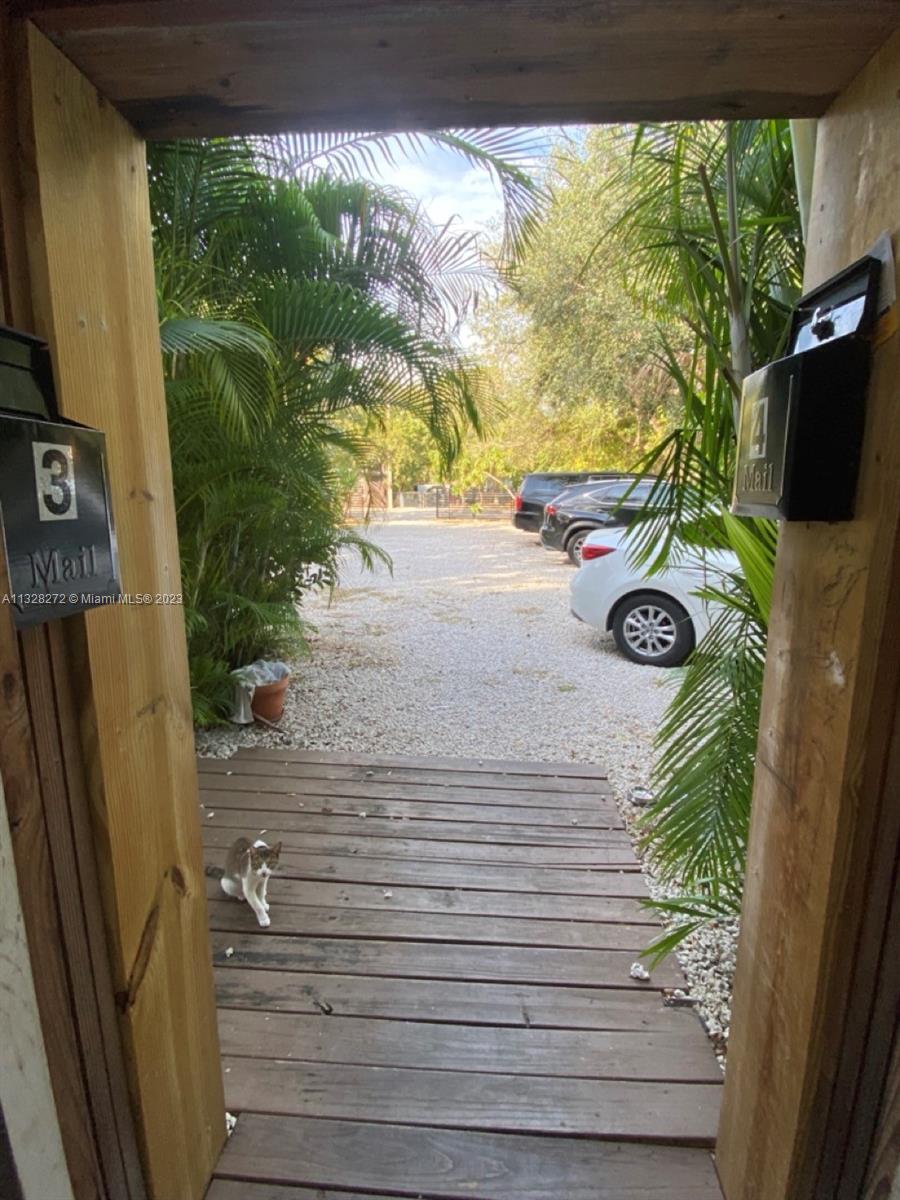 See details / 2780 sq. ft. $ 2023-01-16 0 Photo
