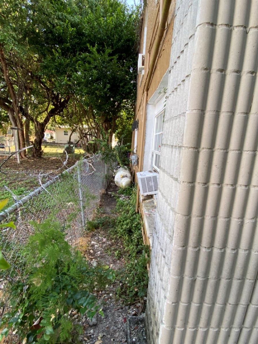 See details / 2780 sq. ft. $ 2023-01-16 0 Photo