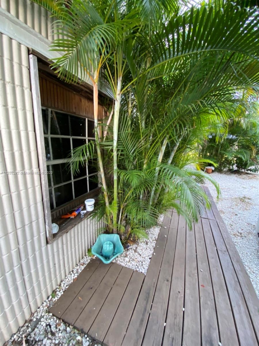 See details / 2780 sq. ft. $ 2023-01-16 0 Photo
