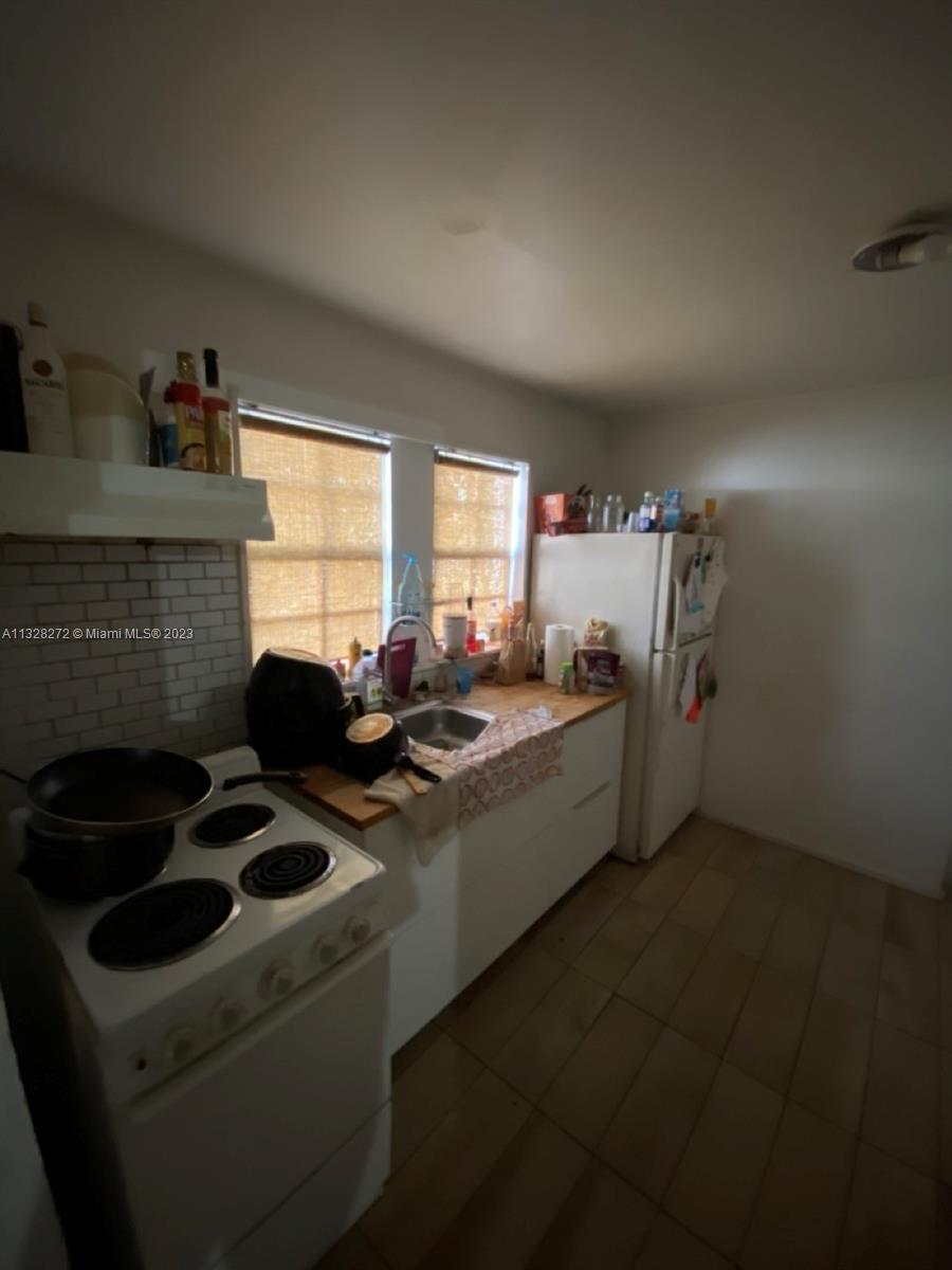 See details / 2780 sq. ft. $ 2023-01-16 0 Photo
