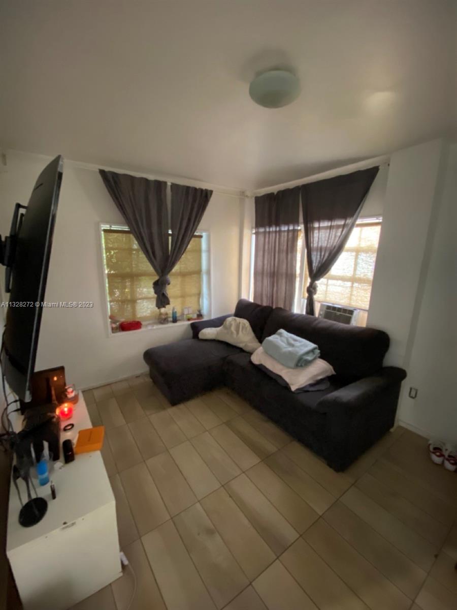 See details / 2780 sq. ft. $ 2023-01-16 0 Photo