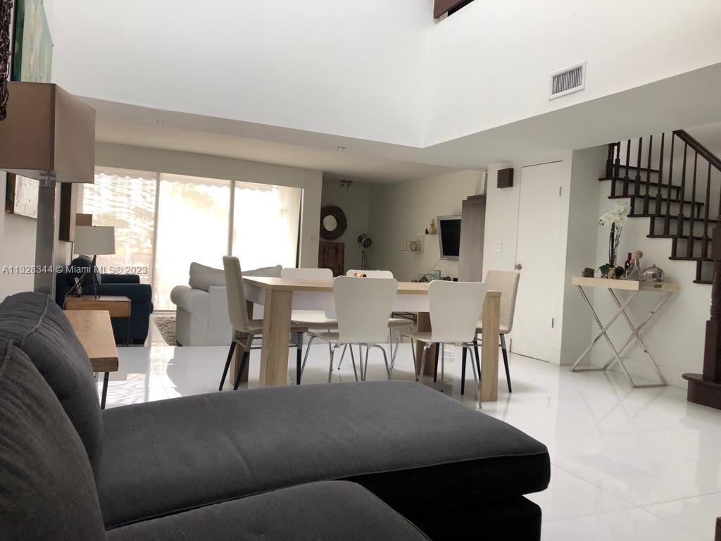 Photo of 336 Poinciana Dr (336), Sunny Isles Beach, Florida, 33160 -