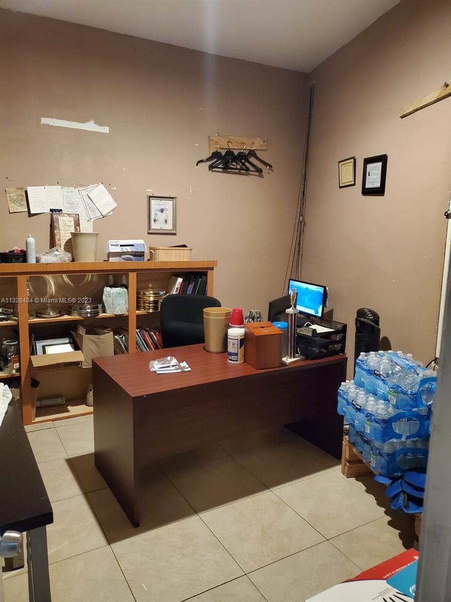 See details / sq. ft. $ 2023-01-17 0 Photo