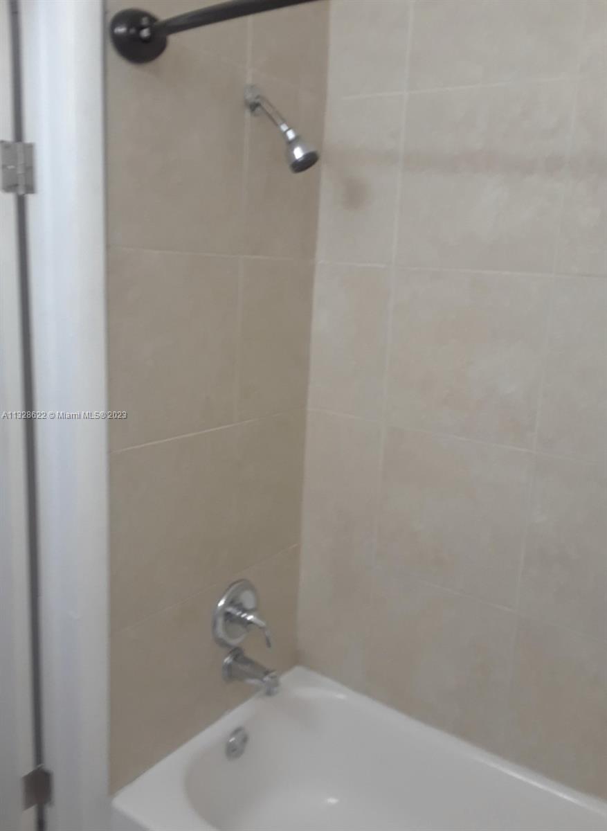 See details / 1810 sq. ft. $ 2023-01-17 0 Photo