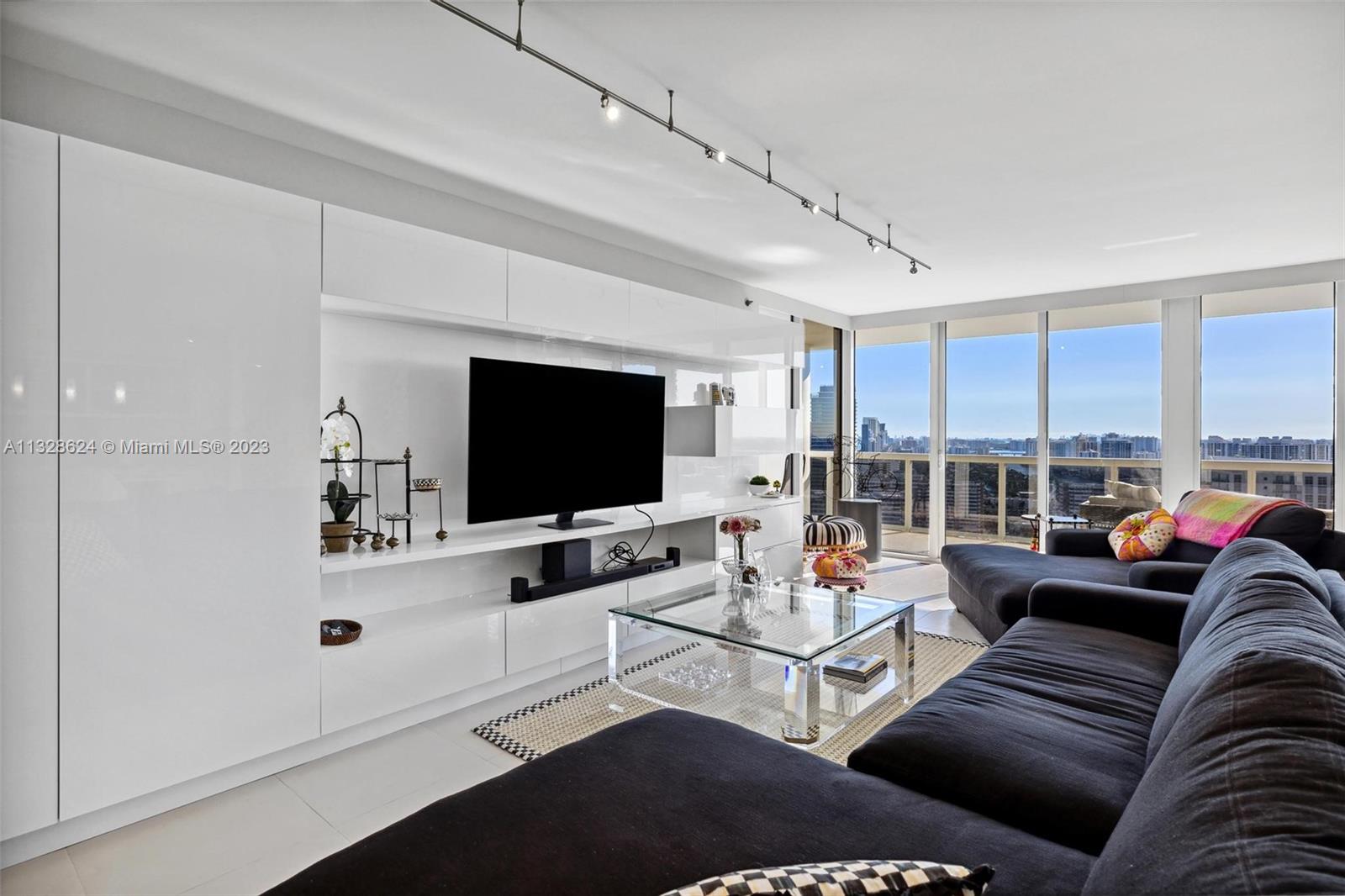 See details 3605 2 / 2 1782 sq. ft. $ 2023-01-17 0 Photo
