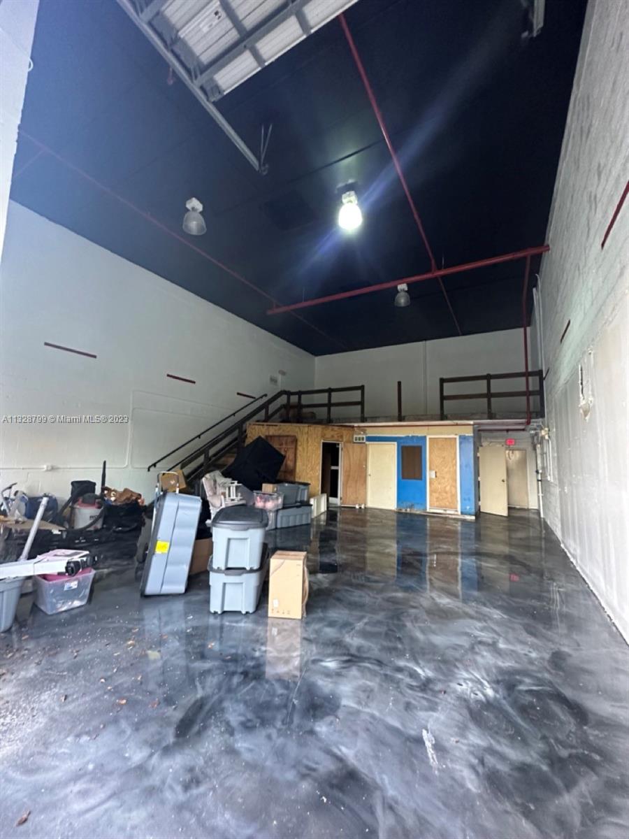 See details C10 / sq. ft. $ 2023-01-17 0 Photo