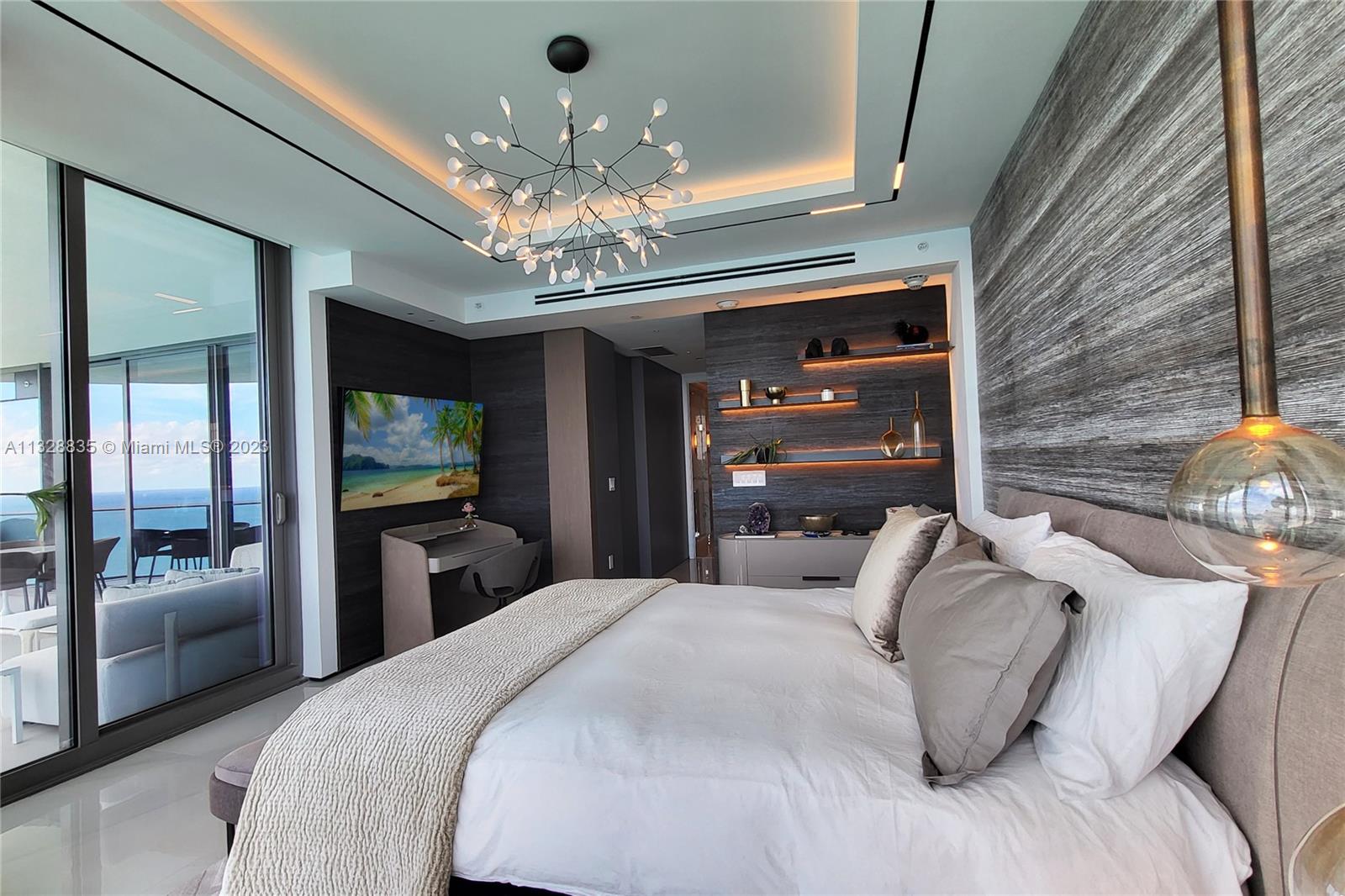 See details 3102 3 / 4 2137 sq. ft. $ 2023-01-17 0 Photo