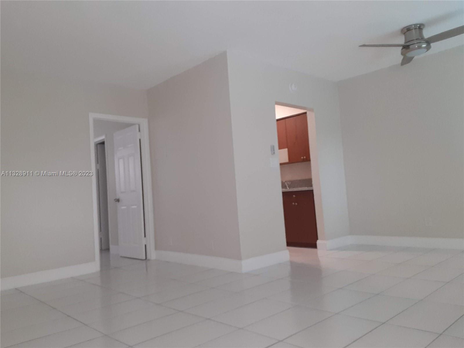 See details / 6377 sq. ft. $ 2023-01-17 0 Photo