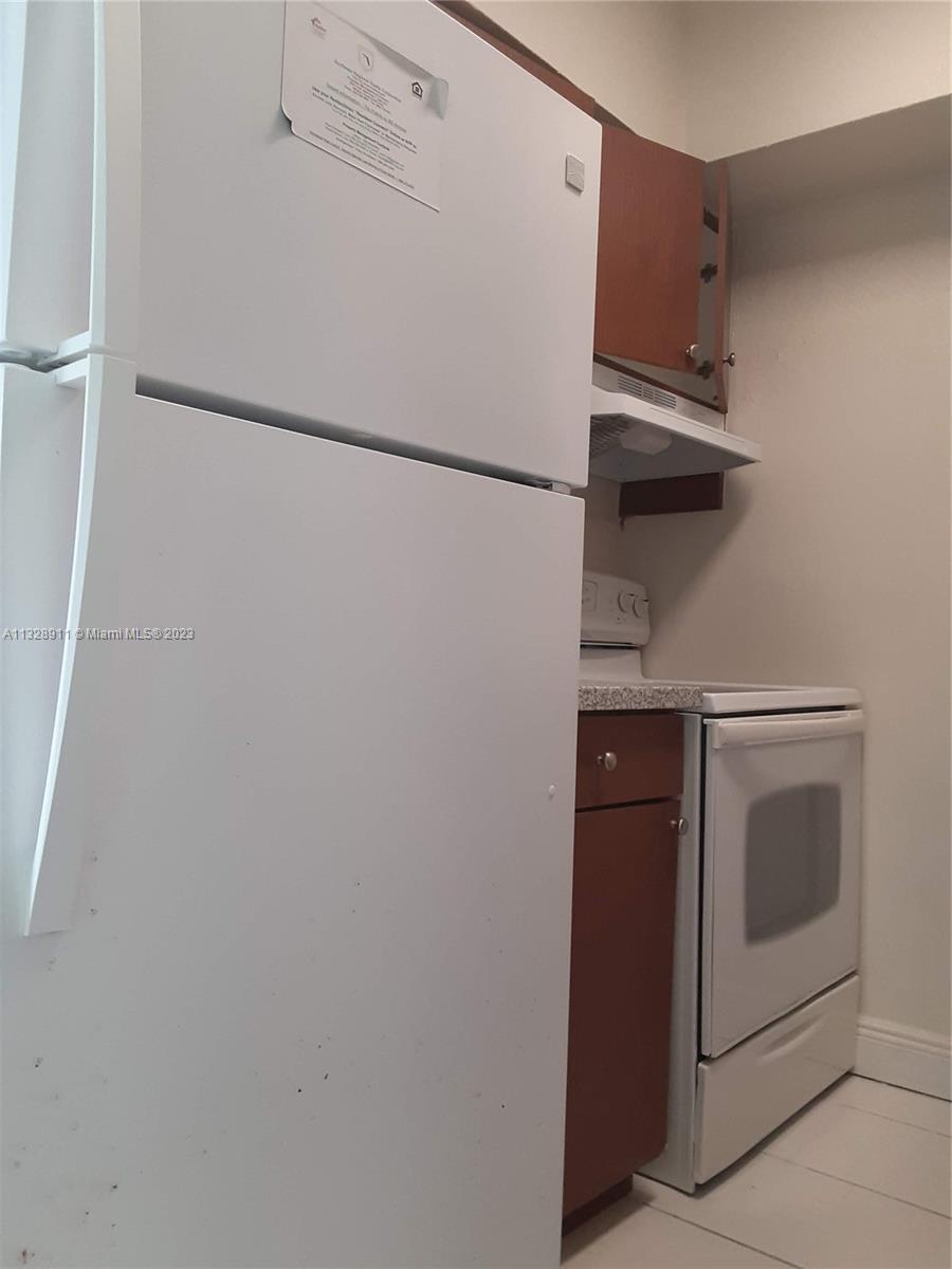 See details / 6377 sq. ft. $ 2023-01-17 0 Photo
