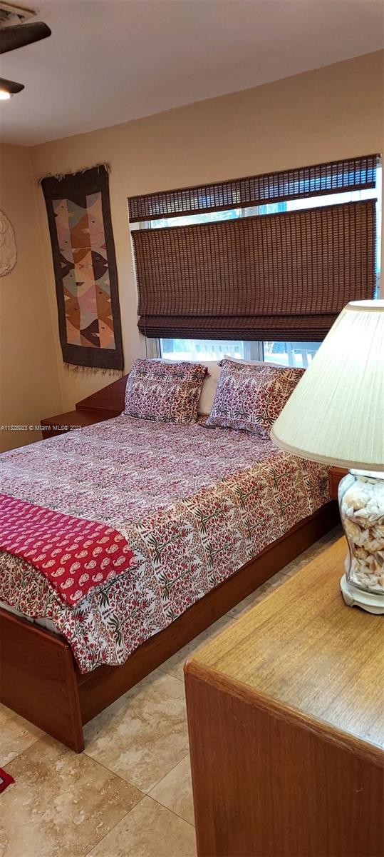 See details / 2037 sq. ft. $ 2023-01-17 0 Photo